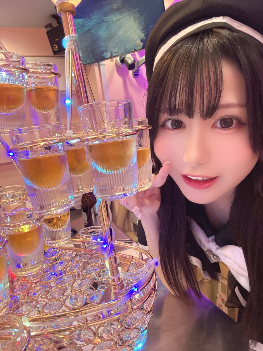 りさ tweet media