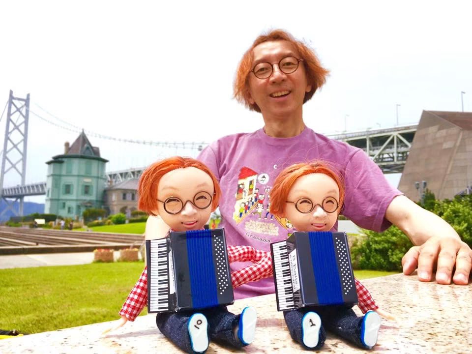encorewat's tweet photo. ちょうど10年前、ブラジルからマイ人形到着🇧🇷 現地でチャリティー販売、初期出荷50体即売切れ😹 私の人生でサイコーな珍事でした❣️今は干され細々と交流継続中…😂💦

#渡辺邦孝 #KunitakaWatanabe #8Balls #KunitakaDoll #Brazi https://t.co/CJ0JvCS40N