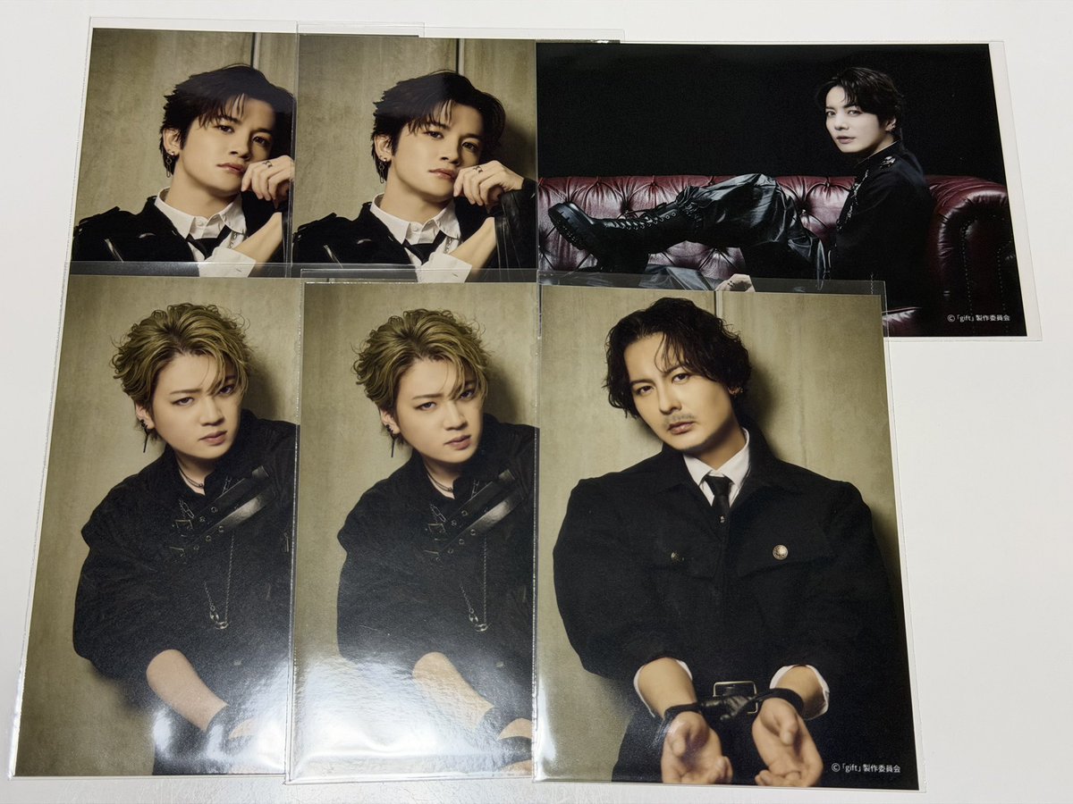 aimaru005's tweet photo. 【交換】舞台gift/ギフト/ブロマイド/ランブロ

譲・求：画像をご確認ください。
夏目奏(染谷俊之)/秋葉浩太(和田琢磨)/布施未尋(小西成弥)/柚原隼人(廣野凌大)/夏目卓(藤田玲)
※各1枚求めています

7/25マチネ終演後または7/26マチネ前後で手渡し優先。郵送対応可。
お気軽にお声掛けください。 https://t.co/CIgiHblGBI
