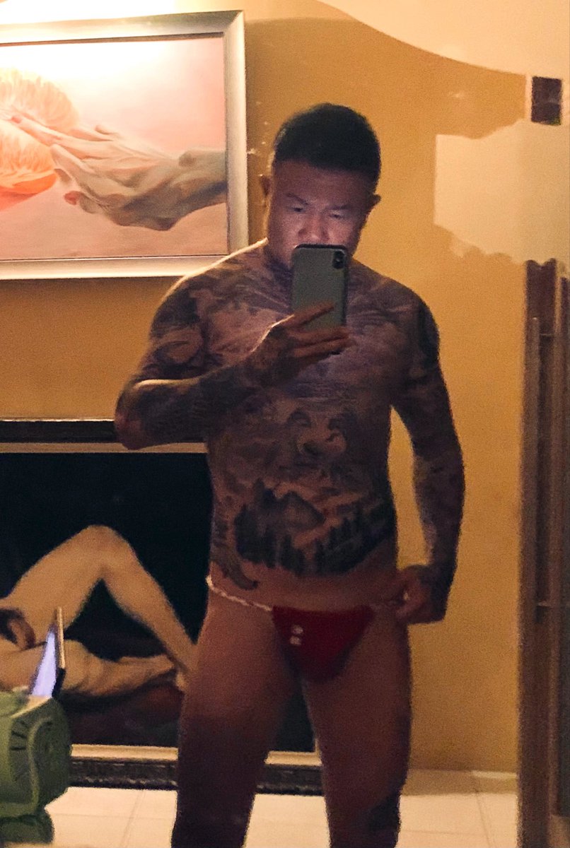 MaldenPg's tweet photo. Would love to meet with someone who has a speedo and underwear collection. We could spend an afternoon trying them on one by one and taking some sexy photo together. Anyone? https://t.co/twscqwVbK5