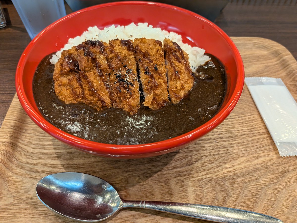 taro24674038's tweet photo. カレーが美味しい https://t.co/cDOMyG5e5N