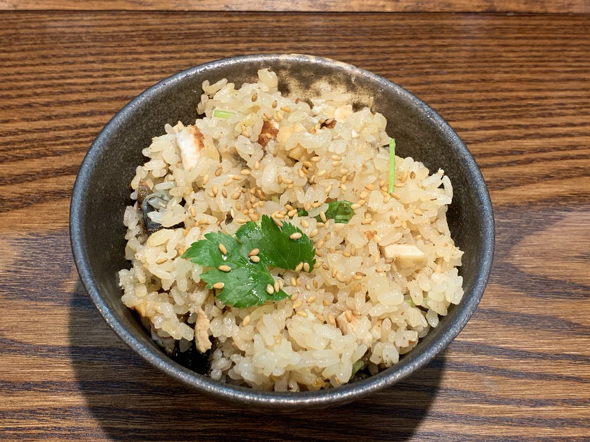 ibushi_info's tweet photo. おはようございます🌞

暑い中のご来店ありがとうございます😊

本日の炊き込みは「うな丼」です🤤

本日もご来店お待ちしております🍜 https://t.co/ov34rRsz1d