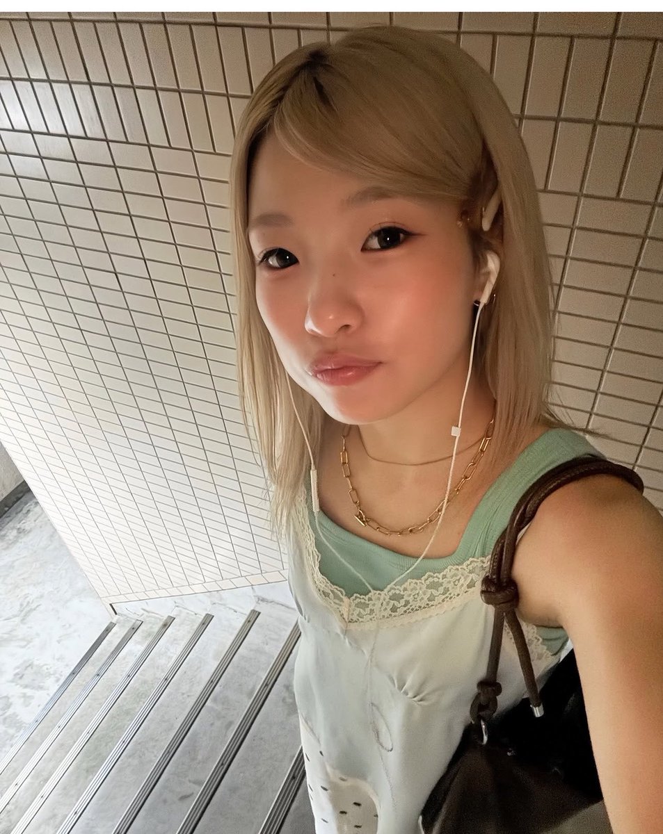q7nteq's tweet photo. オナペのもも
顔くっさ💕
ももにも膣◯射◯したい https://t.co/QPlwSMf3Sv