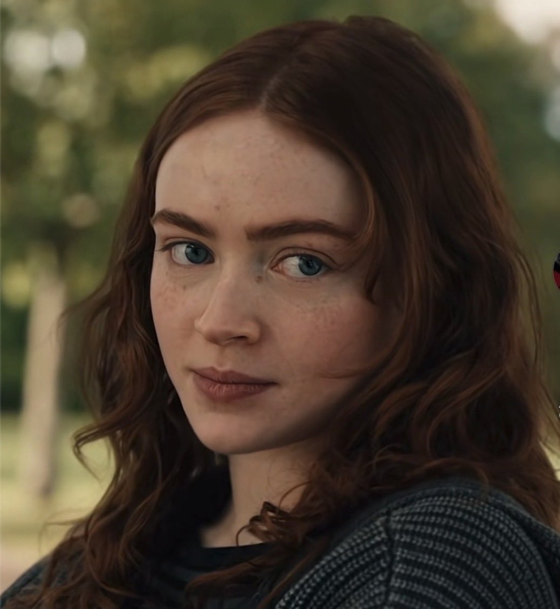 radz_sayz's tweet photo. The freckles enhance her beauty so much ✨️ https://t.co/yuxcHoRzHP