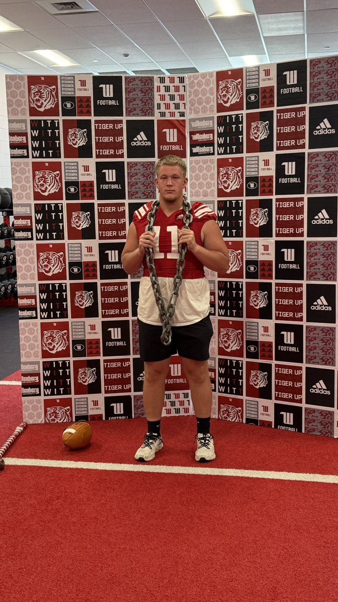 Cookii2Tuff's tweet photo. After a great visit @wittenberg and a great conversation with @CoachWallaceDC I am happy to announce I have received my 9th offer from @WittFootball! #TigerUp #AGTG
 @CoachCoad @CoachKennedy6_ @CoachCookOL @CoachCruzen @Coach_GroveZ @N_W_Sports @OhiosElite1 @PrepRedzone @ExpoRecruits @FCRecruits