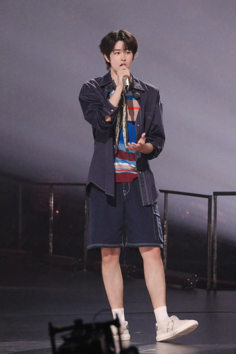 Thiiraliin's tweet photo. ฉันชอบทัศนคติเขามากจริง ๆ 

-อยากร้องเพลง ท้าทายตัวเองว่า สามารถไปทางดนตรีได้ไหม 
-ตื่นเต้น ประหม่าเพราะคนดูเยอะ ไม่กลัวคำวิจารณ์ น้อมรับคำวิจารณ์เพื่อไปปรับปรุงพัฒนาตัวเอง 

ไอ้เด่กได้ใจมาก สู้เข้าลูก อยากทำไรทำ! https://t.co/6hLLTaQzdq