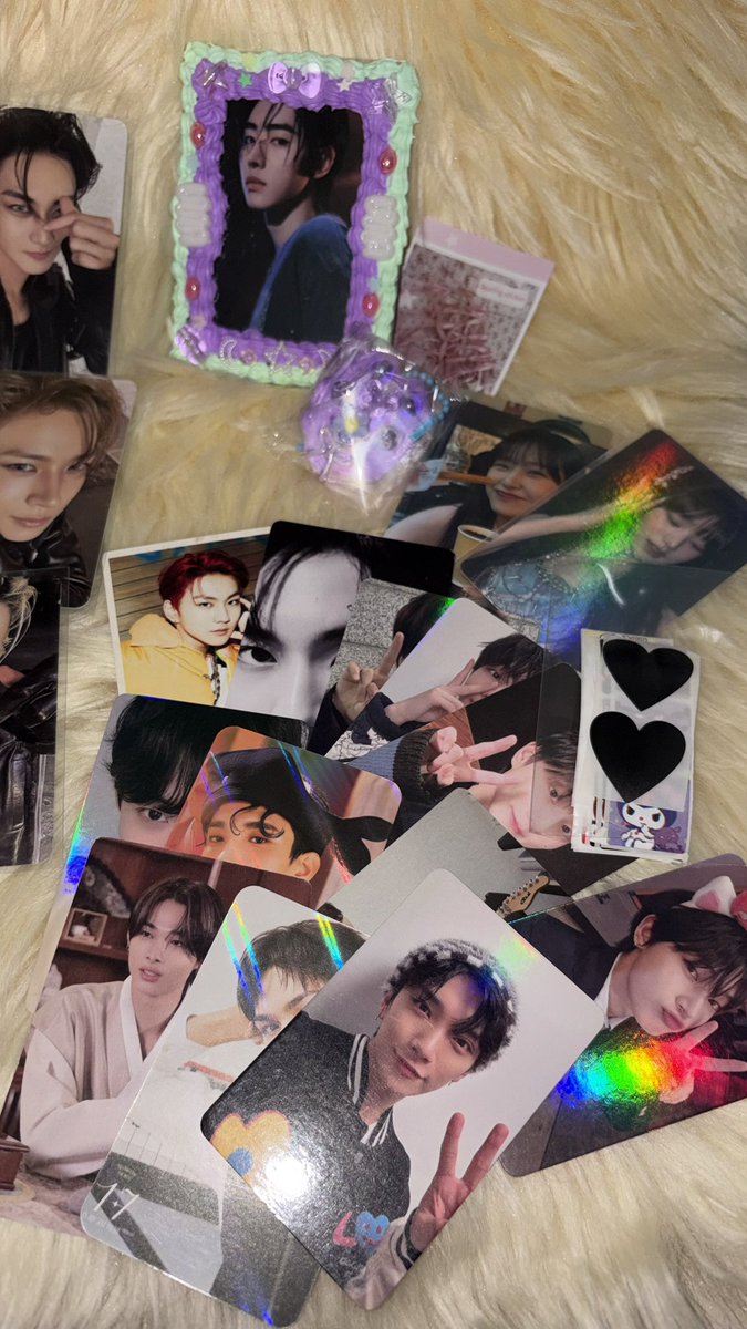 bba_bio's tweet photo. Another set na napauwi ko from @sunooolvrr! Mas marami pa yung freebie 😭 TYSM!!! https://t.co/4TqF3LwQGY