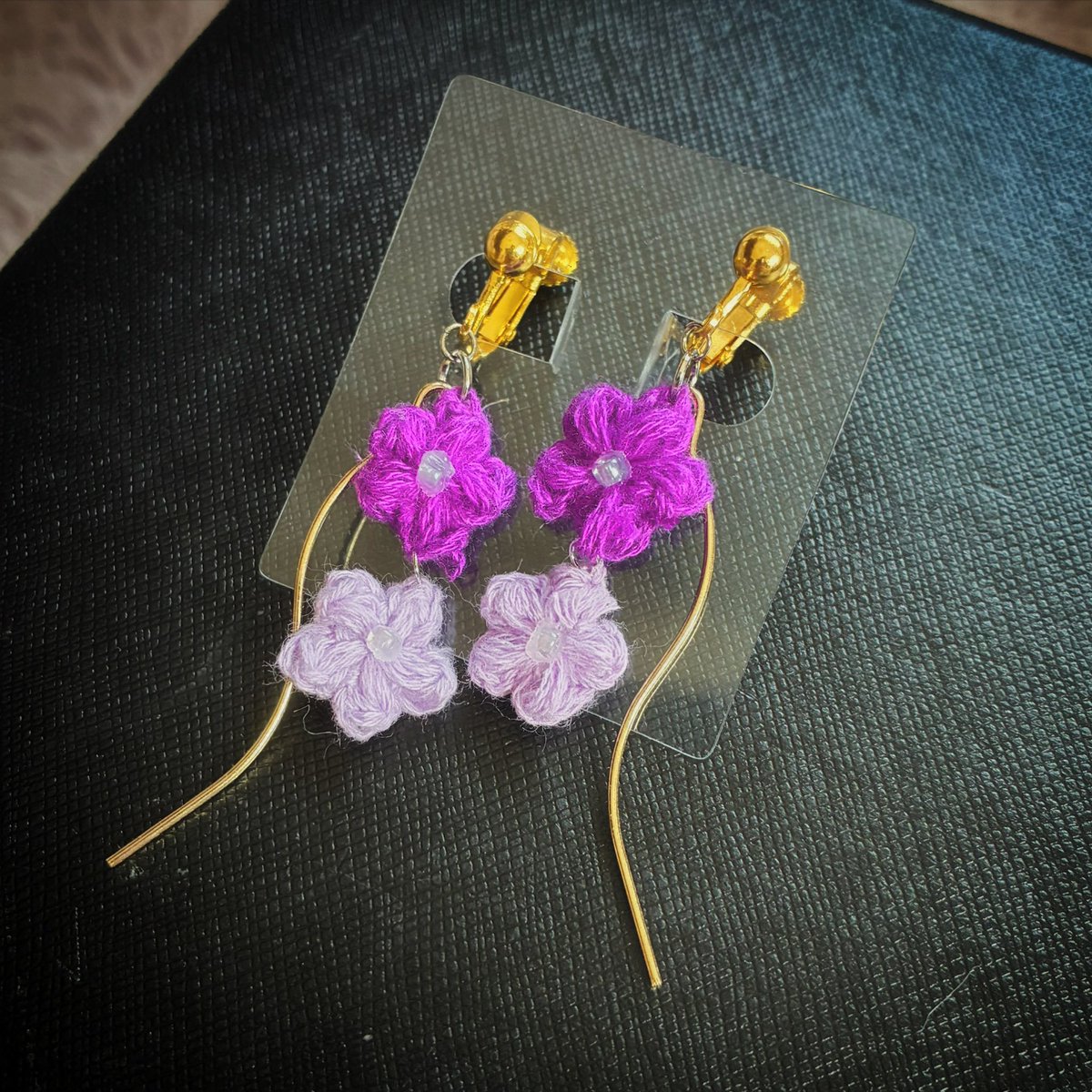 skk_ml_'s tweet photo. ちっちゃいお花のアクセサリー作るのにハマってる🌸 https://t.co/E4u1rUlRQO