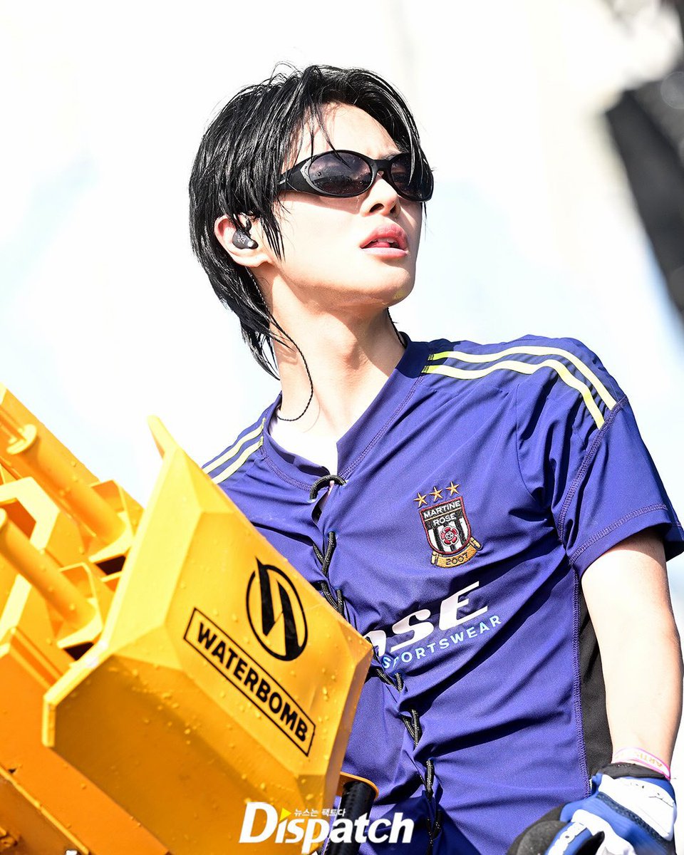 leeeooo822 tweet media