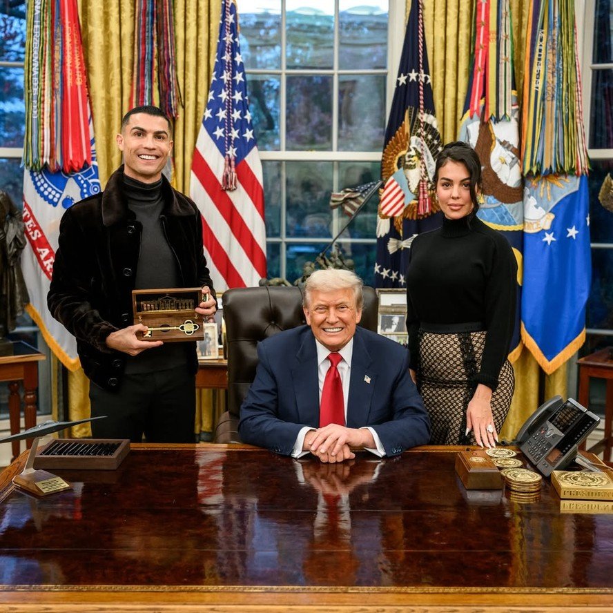 𝐯𝐢𝐜𝐭𝐨𝐫 tweet media