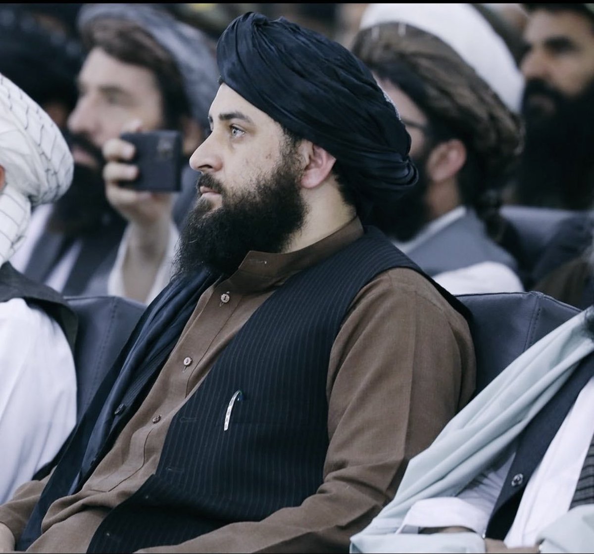 akramullah313's tweet photo. زه ددی خاوری مالک یم !
داوطن زما دپلار دی ! 🫡🥀
ځوان رهبر 
حفظه الله 💪👋 https://t.co/0bhIpAcl1l