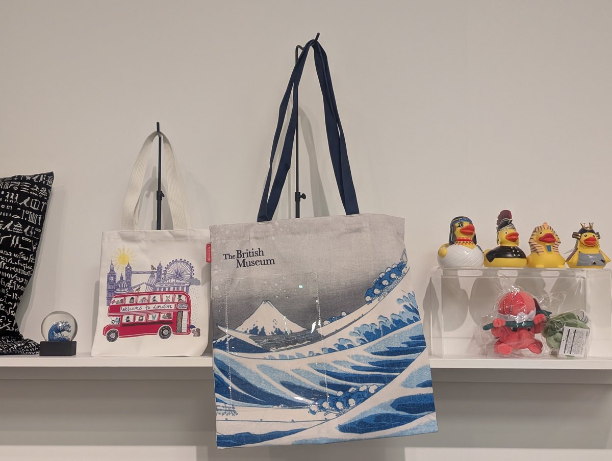 britculturejp's tweet photo. 世界最高峰の日本美術コレクションが最大規模で里帰り！ 『大英博物館日本美術コレクション　百花繚乱〜海を越えた江戸絵画』が本日より東京都美術館で開幕。日英に所蔵される、ふたつの狩野派の襖絵が150年ぶりに再会することも大きな話題になっています https://t.co/cjRUDPgQMg 🇬🇧 https://t.co/OT48kebTnL
