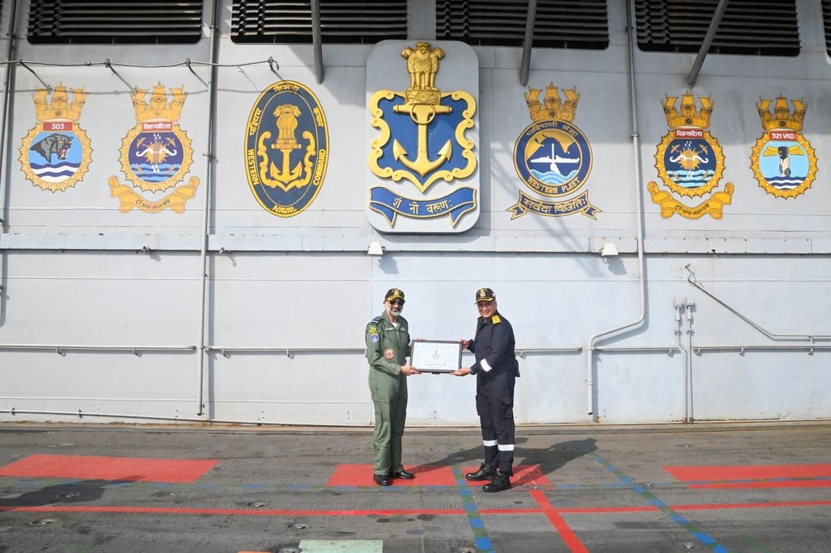 IAF_MCC's tweet photo. On the sidelines of the commissioning of #INSMalvan , Air Chief Marshal AP Singh, Chief of the Air Staff, flew a MiG-29KUB sortie from INS Vikramaditya. During his visit to the aircraft carrier, the CAS interacted with the ship's leadership, key functionaries and sailors.

The sortie reaffirmed the enduring jointmanship and operational synergy between the Indian Air Force and the Indian Navy, strengthening interoperability and the collective capability to safeguard India's maritime interests.

#IndianAirForce #IndianNavy #Jointmanship 
#MiG29K #INSVikramaditya
#IntegratedOps
#NationFirst

@DefenceMinIndia
@SpokespersonMoD
@HQ_IDS_India
@adgpi
@CareerinIAF
@IndiannavyMedia