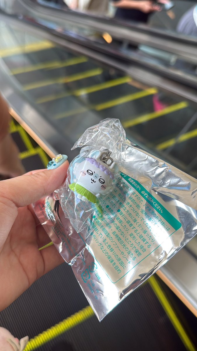 mkhm0428's tweet photo. 【交換】
ちいかわ　特典　

譲　モモンガ
求　ちいかわ

二子玉川にいます。後日渋谷で交換でも可能です。 https://t.co/iGcCEMFo9v