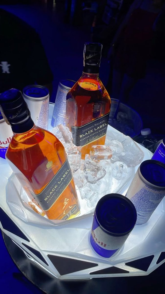 uczran's tweet photo. ㅤㅤㅤالكحول والكحول. 🥃 https://t.co/i0MbHPgMTF