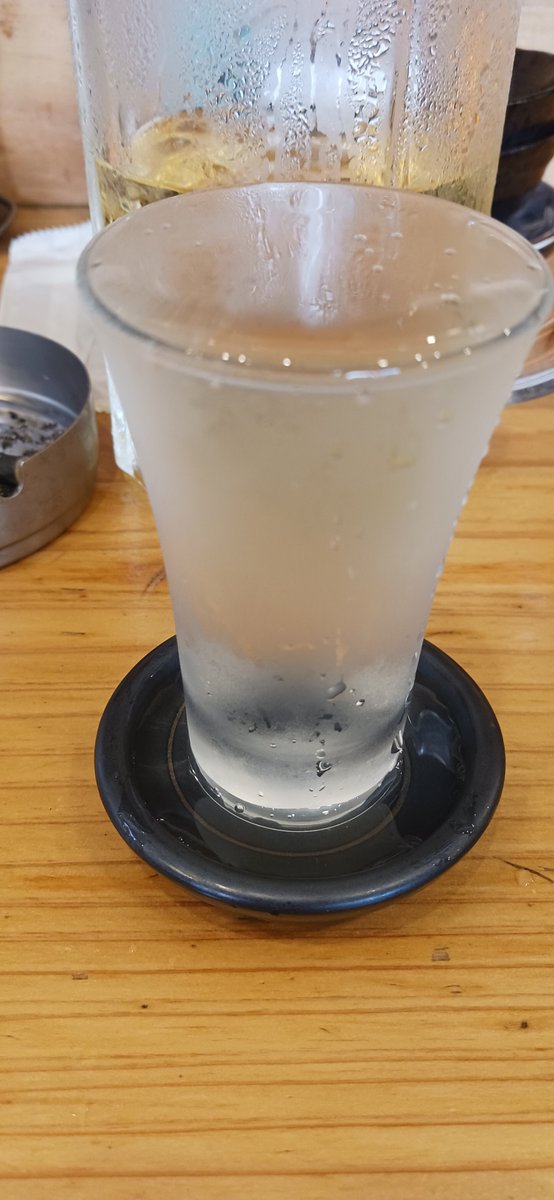 HORUS3399's tweet photo. 昼間から冷酒 https://t.co/B2MswbZiF2