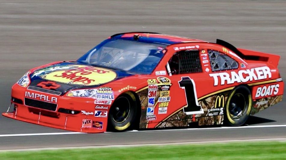 LegendsNascar's tweet photo. Jamie McMurray won the 2010 Brickyard 400 sixteen years ago today. π
#JamieMac π @IMS https://t.co/hmCZGFYcG9