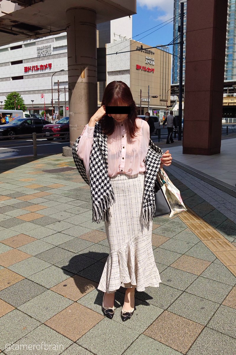 tamerofbrain's tweet photo. 毎日暑いです。
涼しい格好に限ります。 https://t.co/4pCS9COhtK