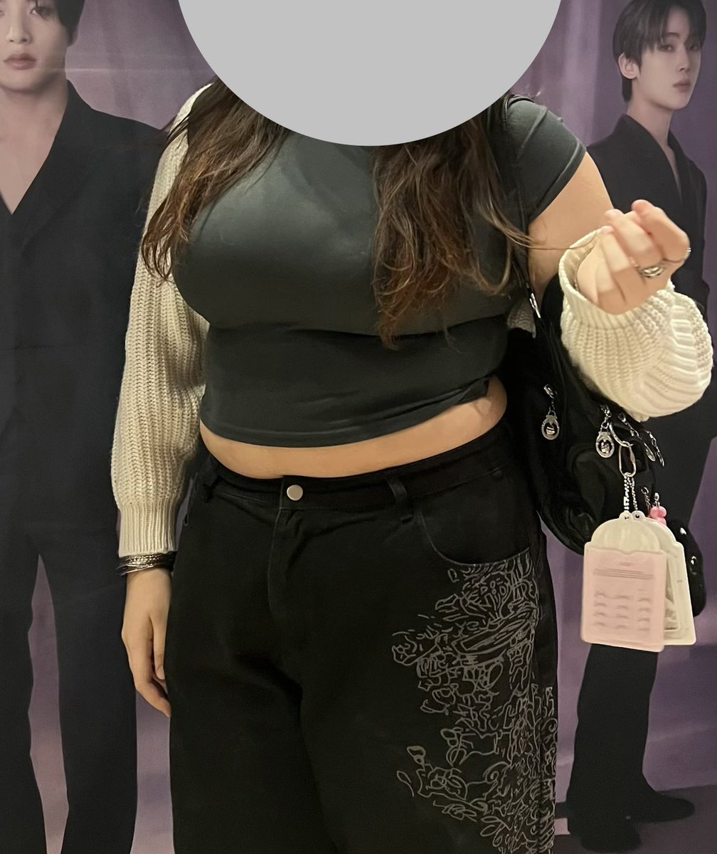 Vivi ༊*·˚ (-61lb) tweet media