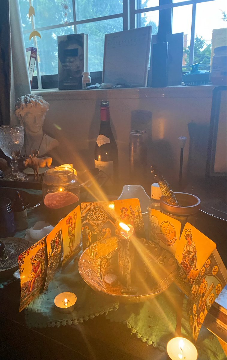 AstroAveLoa's tweet photo. Hola! Soy nuevo en Astro Twitter, twt.

Este hilo trata sobre mi trayectoria, mis inspiraciones y mi trabajo. About me:
- Spanglish 
- Centro americano en el extranjero
- practical hoodoo/folk magick/new age https://t.co/zkSAIJytq9