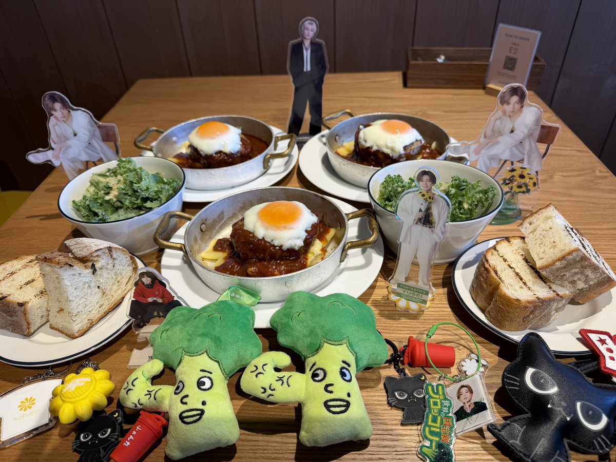 sencun98's tweet photo. #八木勇征
LIVE前に
ゆせのバーケッティ　デミグラスソース＆リガトーニ食べてきた🤭
めっちゃ美味しかった🙌

ゆせ席は写真だけ撮らせてもらって☺️☺️

これでPower全開！
LIVE楽しむぞ╰(*´︶`*)╯♡ https://t.co/XFe1xkSUef