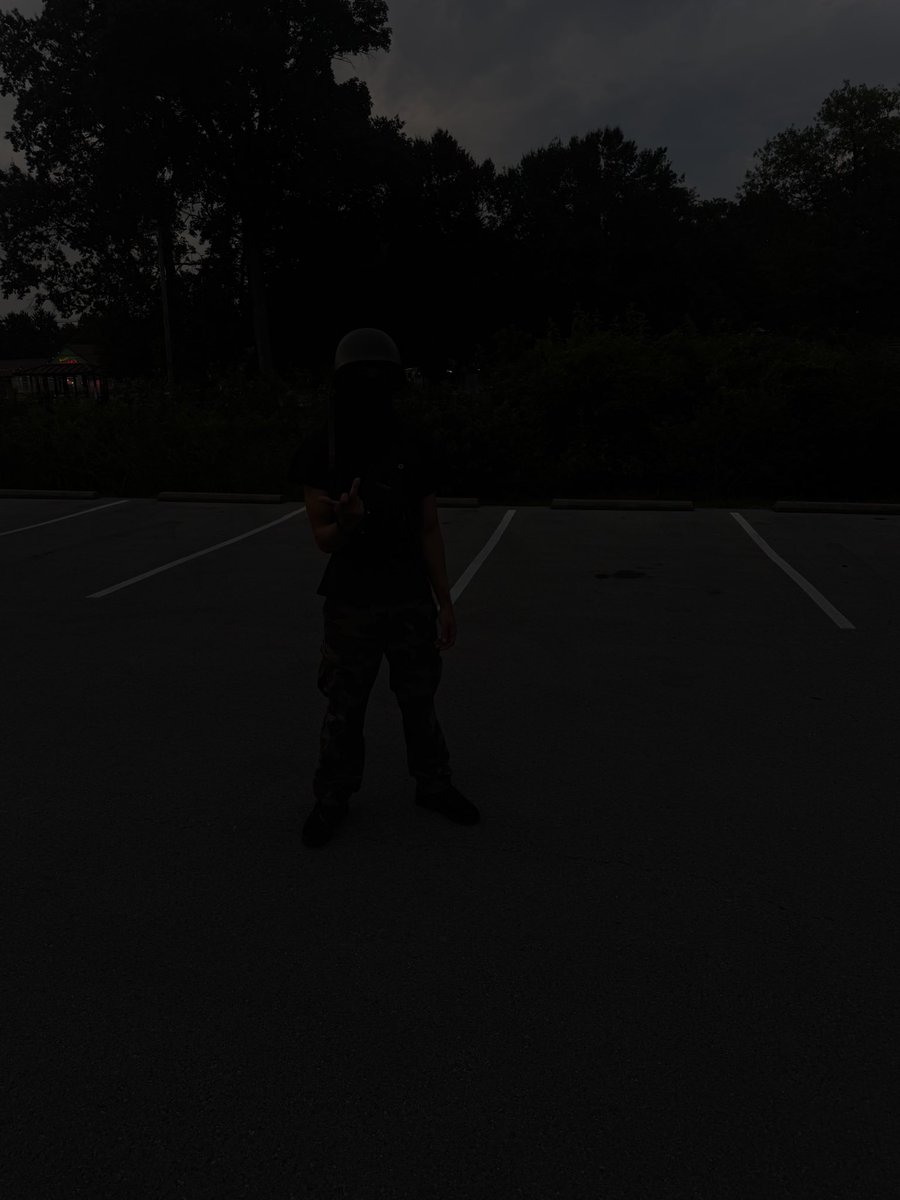 AAAKMusic's tweet photo. 🪖 
#aaakmusic #undergroundartist #underground #aaak #rapper https://t.co/OOO2dSiDeE