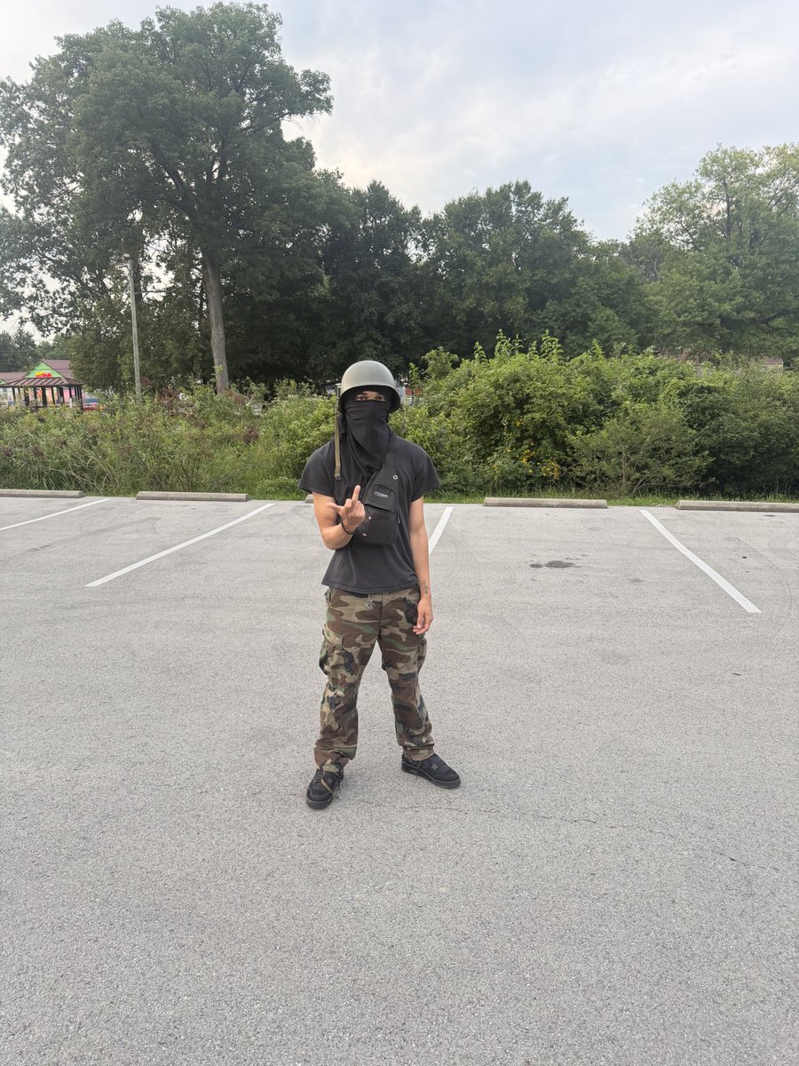 AAAKMusic's tweet photo. 🪖 
#aaakmusic #undergroundartist #underground #aaak #rapper https://t.co/OOO2dSiDeE