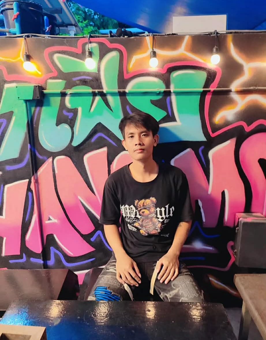 xm1749491517430's tweet photo. 4โมงเจอผม​สมุครสงคราม​ อยากเจอพวกผม1ทุ่ม​วัดจุฬามณี1ทุ่ม​   ทำบุญ https://t.co/4ESRvdHp4A