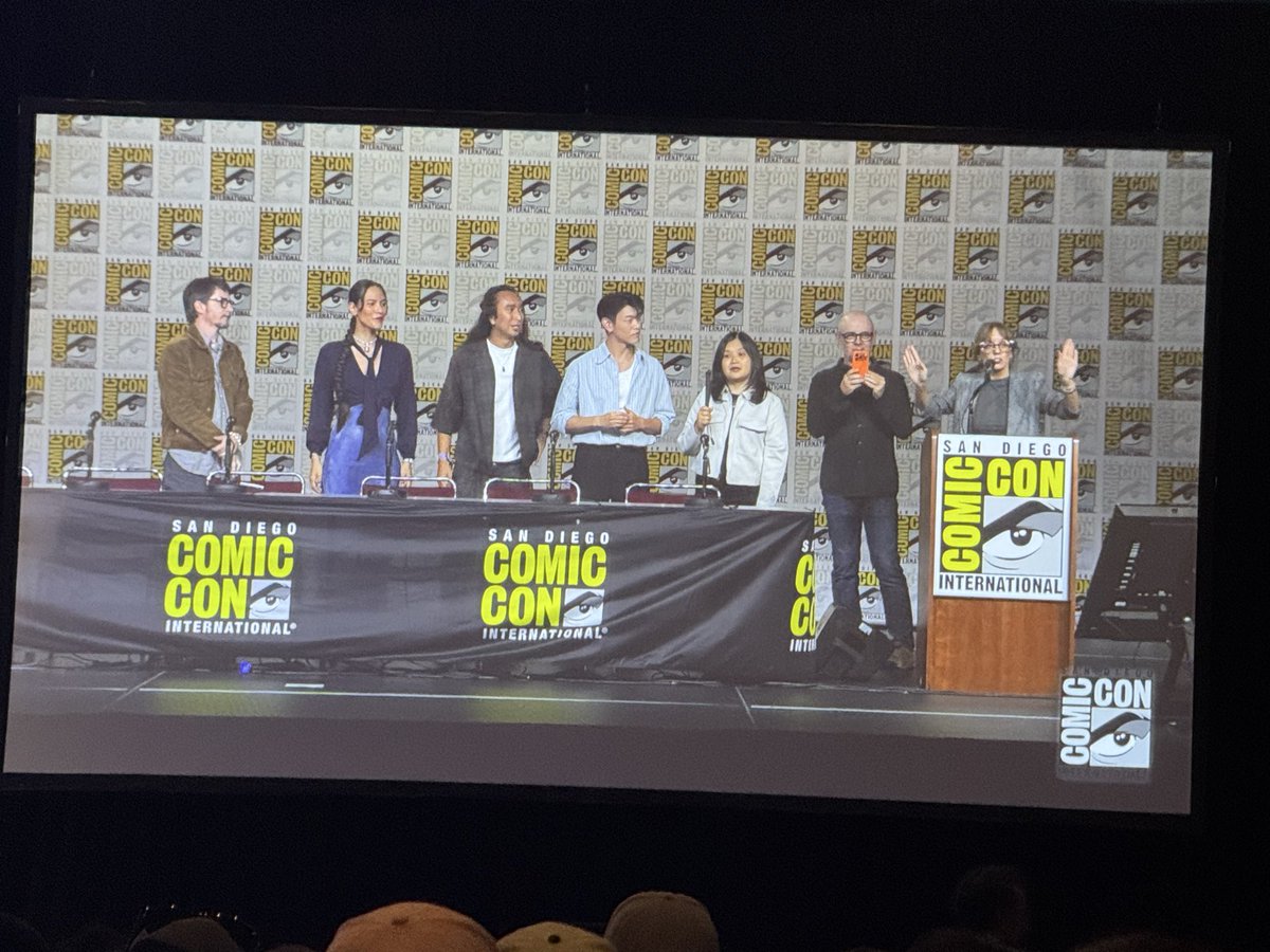 Mcylyck's tweet photo. #SDCC2026 #AvatarAang premiered tonight in Ballroom 20. It was really good. Familiar characters, lots of action, same tone, and nice revisiting old loveable characters in their journeys later on in their lives. @cinemasentries #Nikolodeon #Paramount+ https://t.co/yaFUXkhrqT