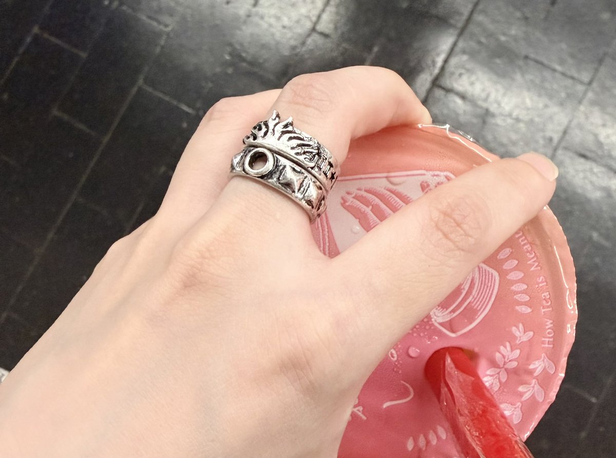 x252_4's tweet photo. ♪( ◜௰◝و(و " https://t.co/7UG50Xy4yq