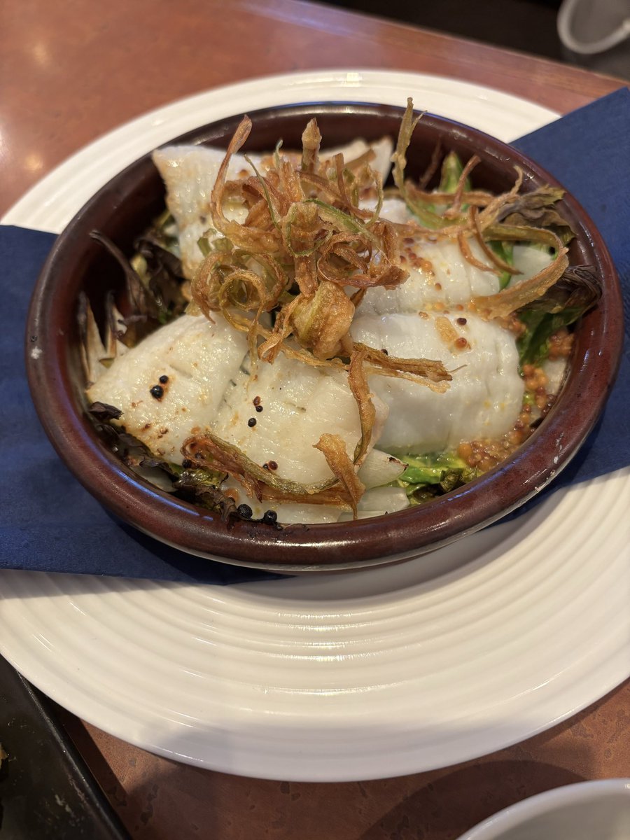 yamazaki_ch's tweet photo. 昼飲みなう

今日の美味しいおつまみは

とうもろこしのフリット
茹で上げ枝豆
鱧のグリル

とうもろこしのフリットまじうますぎて
おかわり案件でしたとさ🤤 https://t.co/trRrg7PET9