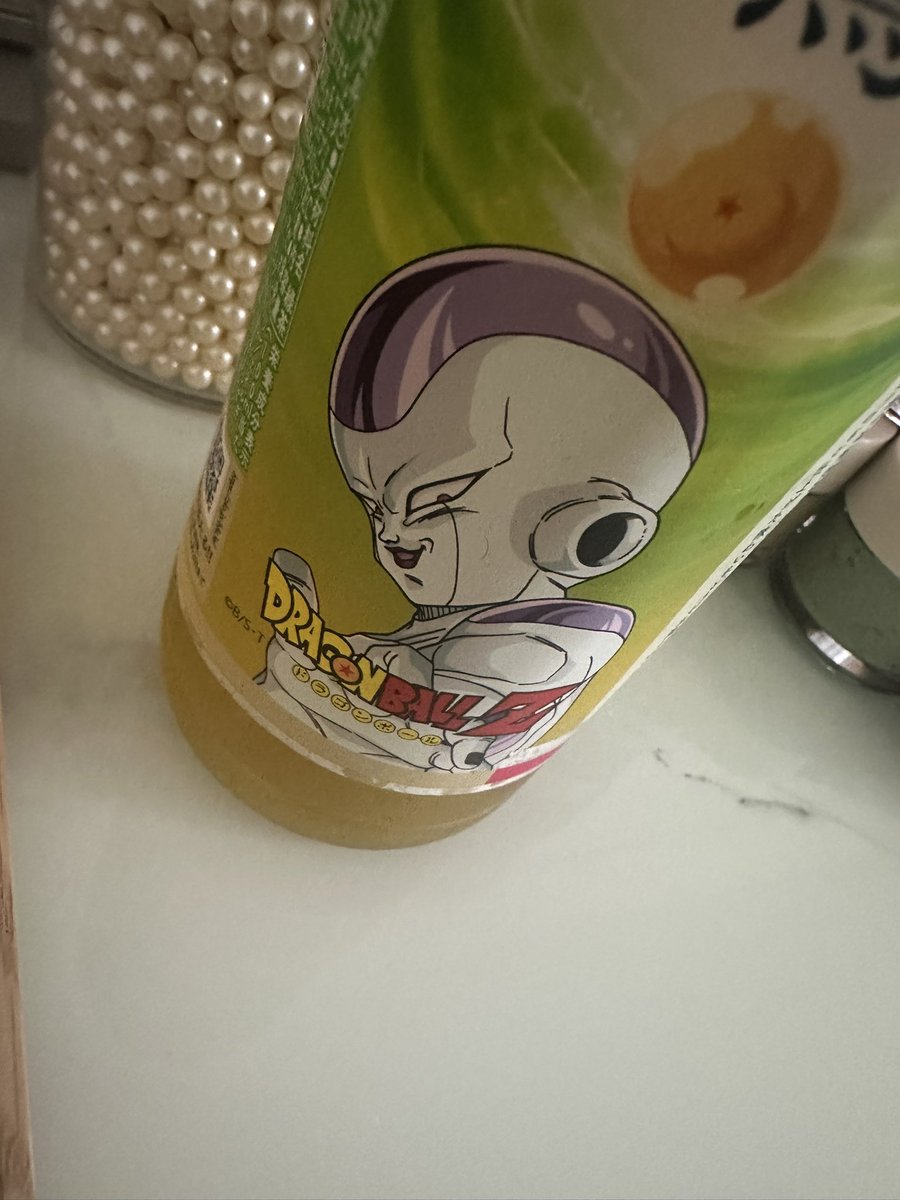 jackbaron14's tweet photo. 私くらいの女になれば
朝はガーリックトースト
昼はペペロンチーノを食べる位にはなる
フリーザ様もビックリよ。 https://t.co/QSAtuGfASC
