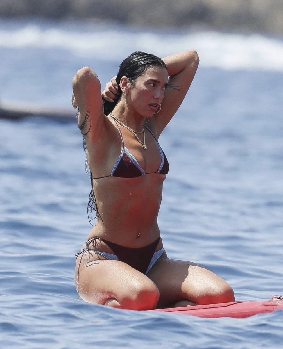 MemeWorld_Niks's tweet photo. This isn’t just a vacation. It’s a flex of Dua Lipa !!🥵 https://t.co/5xQOhJ7jEd