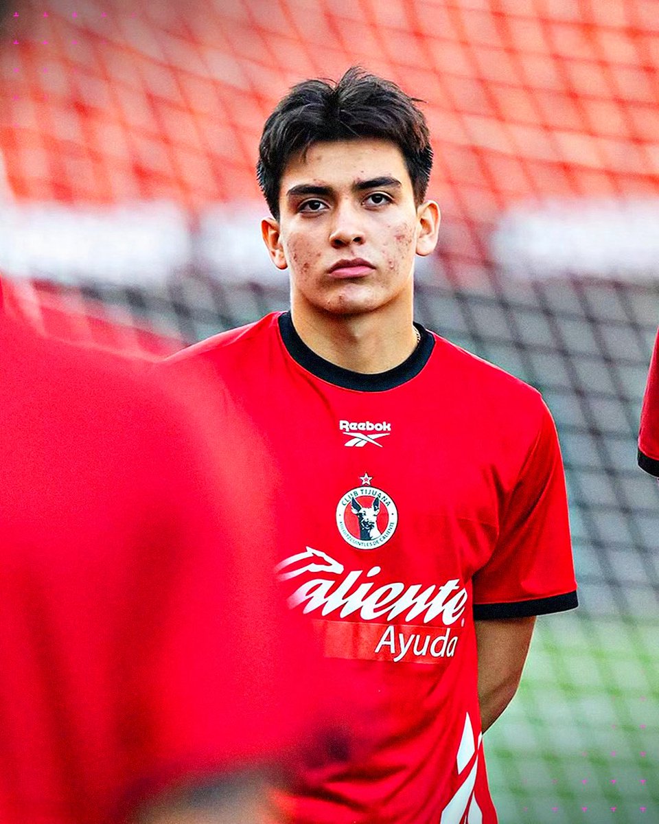 AllFutbolMX's tweet photo. 🚨🤯 GOL DE GILBERTO MORA EN SU PRIMER PARTIDO DE LA TEMPORADA CON XOLOS. https://t.co/Fbcw9qUIca