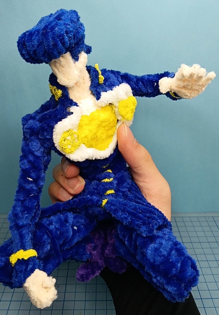 karamoru321's tweet photo. モールで東方仗助を作りました！
自慢のヘアースタイルをいい感じに再現できました！
#ジョジョの奇妙な冒険 #東方仗助 
#モールアート https://t.co/lU4y3Asrto