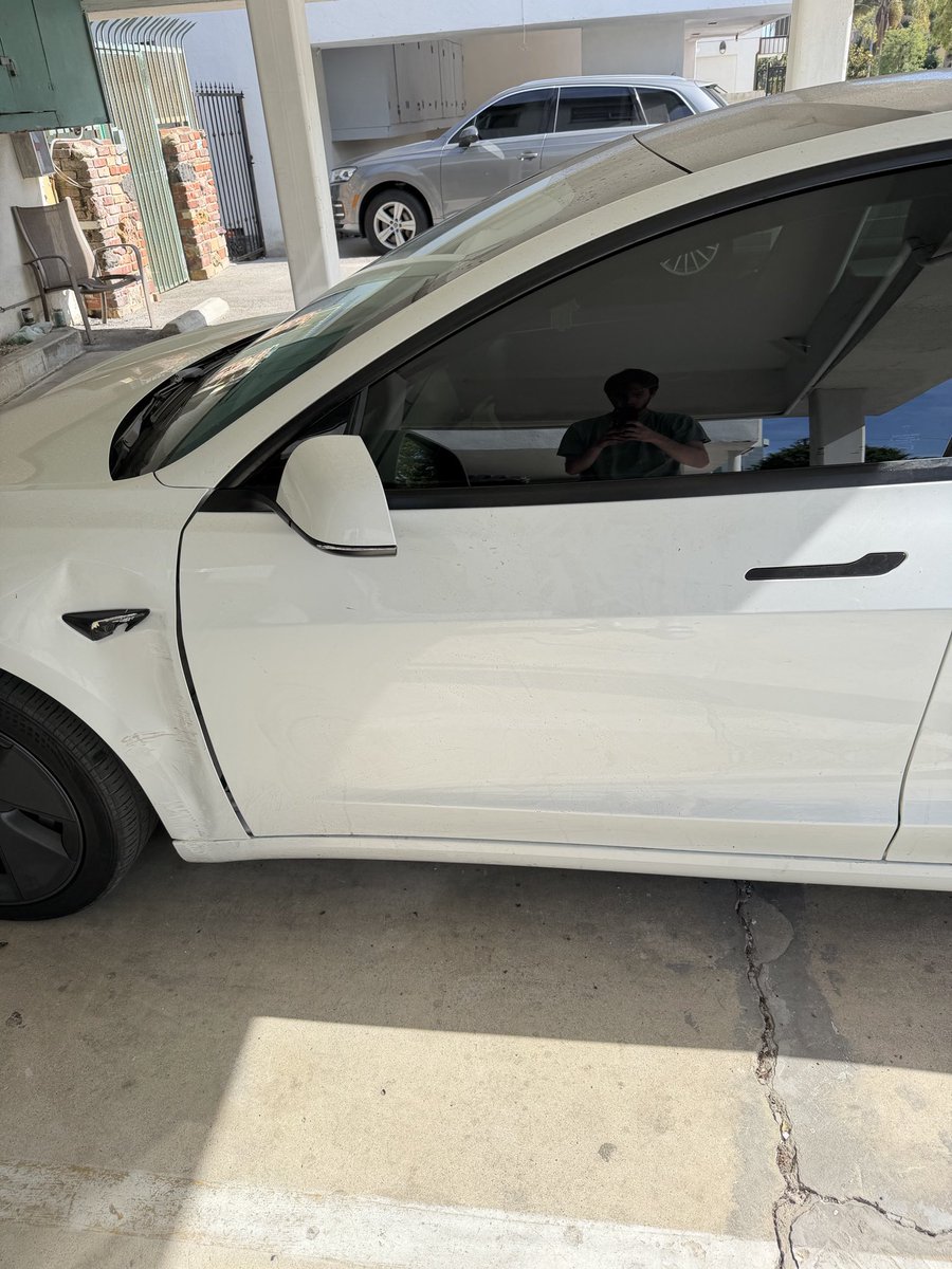 IraBMorris0's tweet photo. Fsd 14 lite was reversing from my son’s parking space and immediately turned directly into a metal pole it did not see. As many others are reporting. It was so fast he didn’t have time to react. We have used fsd forever and I am a big supporter but this needs to be paused. https://t.co/gfmvscTLvG