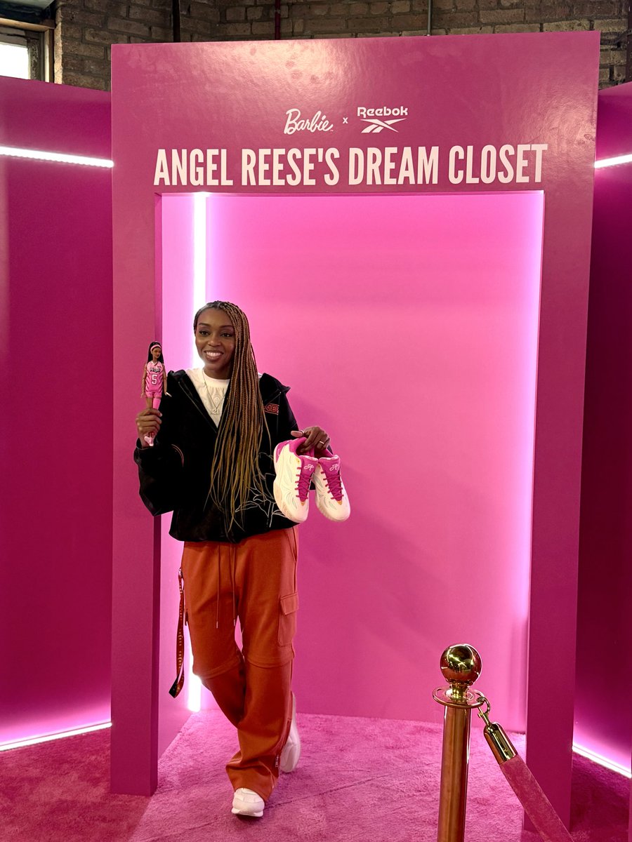 ReneeMontgomery's tweet photo. ATL Barbie AR1’s Secured 🩷 https://t.co/UjbABNb2tz