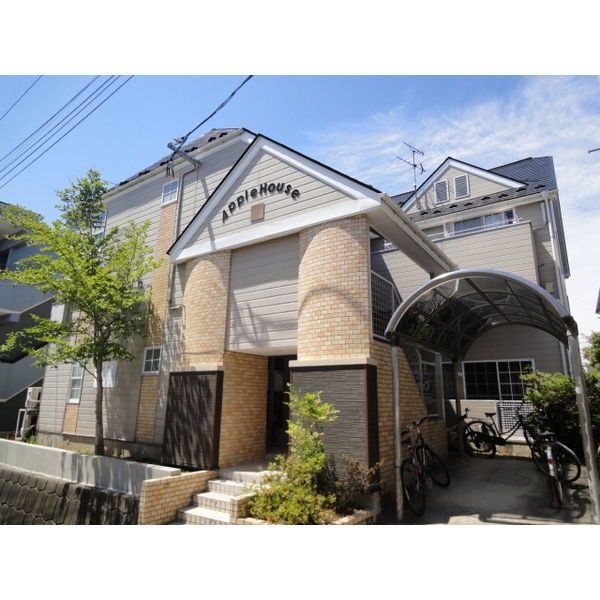 apartner_sendai's tweet photo. 東北医科薬科大学 小松島キャンパスまで自転車で6分🚴
アップルハウス旭ヶ丘3 203 　
家賃1.8万円/管0.2万円
仙台南北線「旭ヶ丘」徒歩8分🚶
駅近で移動も便利🚃
★賃料プラス2,000円で家電付(TV、洗濯機、電子レンジ)★ 
#仙台賃貸
#東北医科薬科大学 小松島キャンパス https://t.co/oPMOQyDZEC
