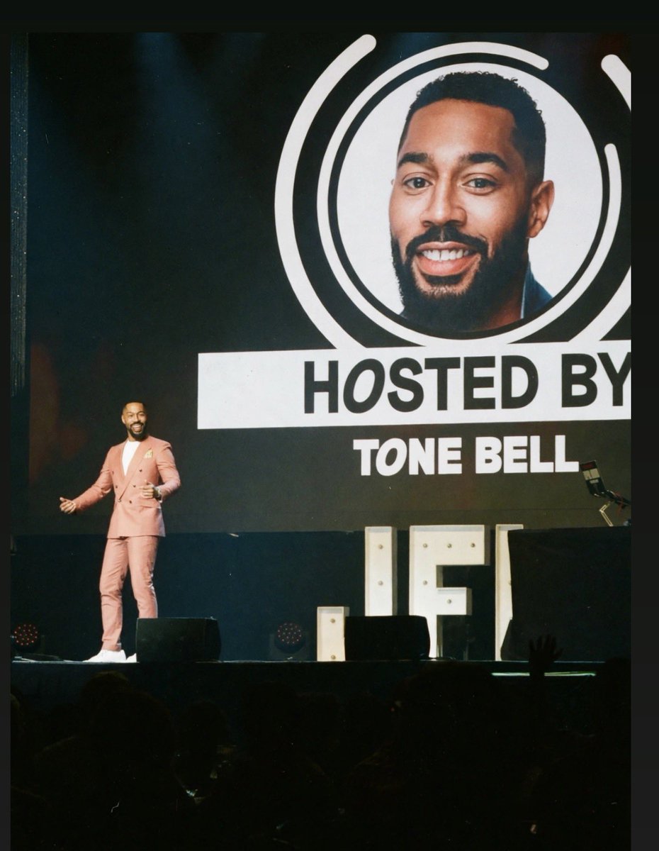 LoniLove's tweet photo. Attended the #jfl comedy awards.. congratulations to my comedy bruh @fluffyguy .. great job hosting @tonebell!! https://t.co/bdiicKmvZl