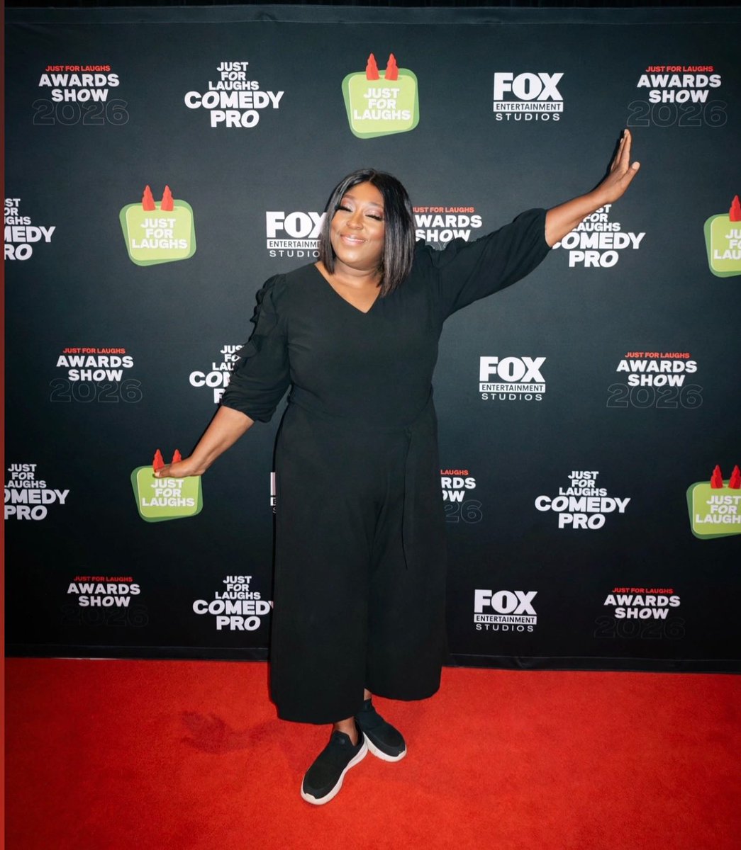 LoniLove's tweet photo. Attended the #jfl comedy awards.. congratulations to my comedy bruh @fluffyguy .. great job hosting @tonebell!! https://t.co/bdiicKmvZl