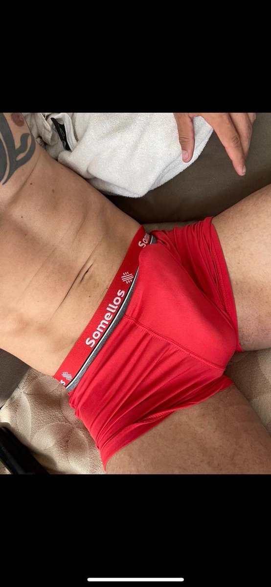 evertonassiss's tweet photo. Vi que gostaram da minha cueca vermelha, então tá aí mais uma pra vocês verem haha https://t.co/kcX3vwhYQj