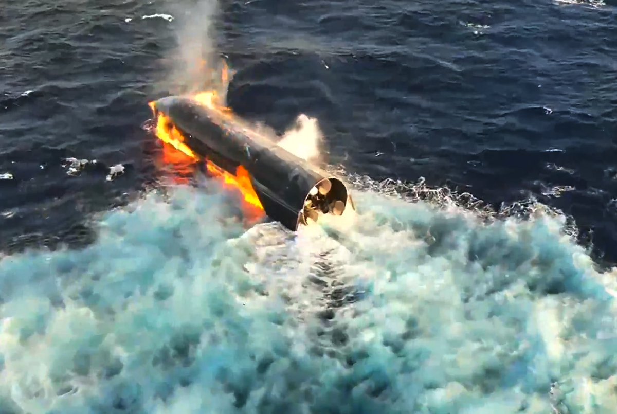 Echo5550's tweet photo. Wow, what a beautiful ending. Huge congrats to the people at SpaceX! Can’t wait to see whats achieved on Flight 14!! https://t.co/L2nrvPOdEB