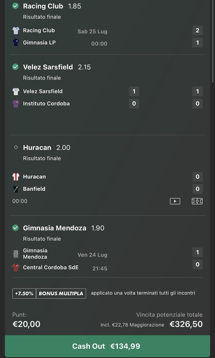 Nrufer22's tweet photo. @calvotimbero Pelado me voy o me la juego con huracán? https://t.co/lRT4jSaU7v