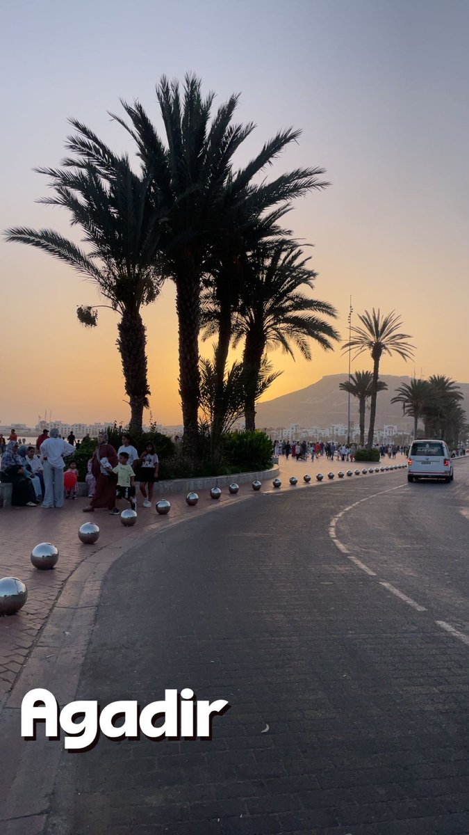 ser28888's tweet photo. Ya personne sur Agadir ou quoi cette année?? https://t.co/2QvTgtQ6cJ