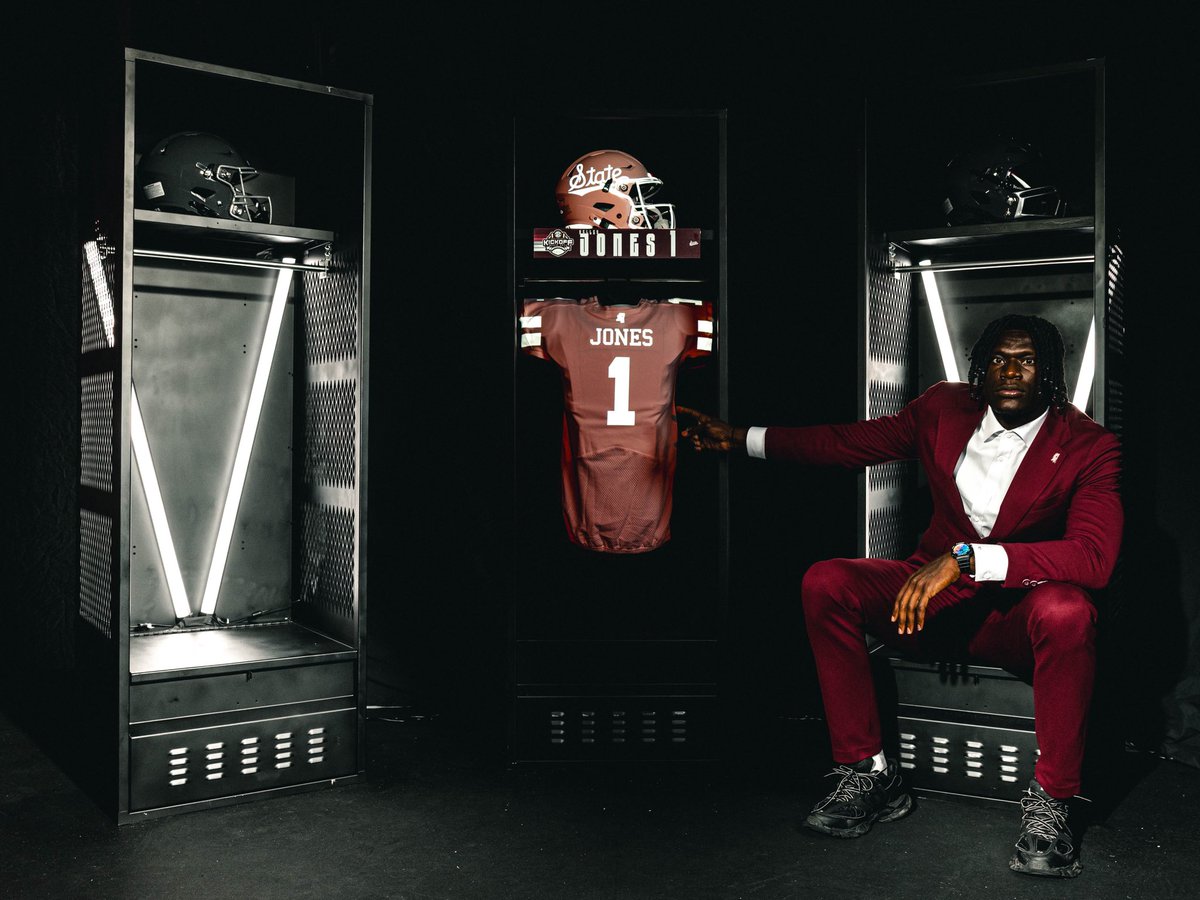 SEC's tweet photo. Need more cowbell. 🔔

@HailStateFB x #SECMD26 https://t.co/F8qogqoH75