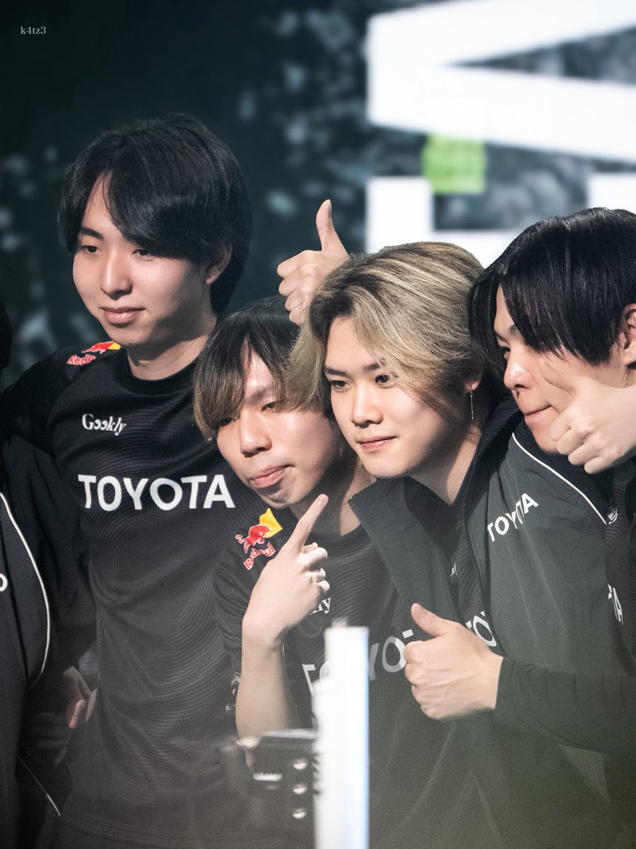 _k4tz3's tweet photo. vctpacific2026 stage2
260724 vsRRQ

勝ったところ見れて本当に嬉しい😿

#ZETAWIN #SugarZ3ro
#vctpacific https://t.co/M4mGP5ikzK