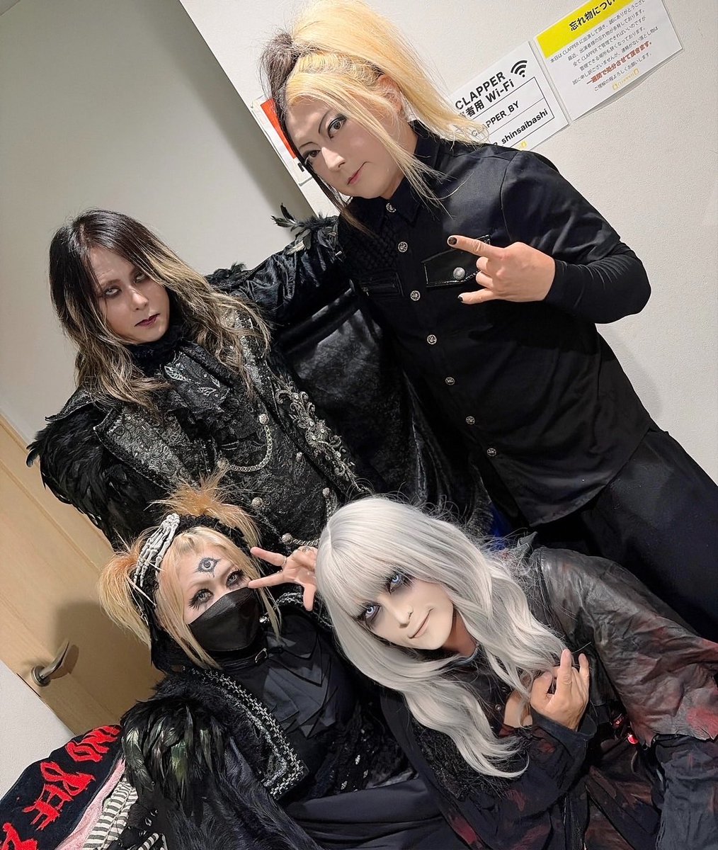 daisuke_side's tweet photo. 昨日の心斎橋クラッパー

MONSTERS 1PAGEさんのイベント

THE SOUND BEE HD来てくれた人
見てくれた人ありがとうね

昨日はHIROがお休みで
ピンチヒッター　拓郎くんが叩いてくれた
日にちない中間に合わせてくれて
ほんとありがとう🤘🔥🧟🔥🤘
感謝します

色々課題が見えてきた一日で
嬉しかった

前から知ってるプレイが素晴らしい子達も
沢山出ていた日だったから
勉強にもなった
また出たいな　ありがとう🙏