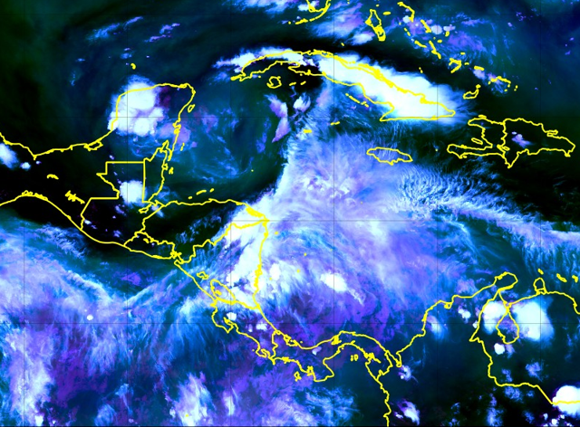 TiempoClimaSVCA's tweet photo. PRONÓSTICO DEL 24 AL 28 DE JULIO DE 2026.

En los próximos días Centroamérica estará bajo la influencia de dos ondas tropicales, además el flujo del este ingresará con menos intensidad que en las semanas anteriores, esto incrementará la nubosidad en la región, sin embargo, aún habrá vaguadas en niveles altos de la troposfera que restringirán un poco el desarrollo de tormentas organizadas.

Ocurrirán lluvias dispersas de intensidad débil a moderada en la región, con los mayores acumulados en el sur de Guatemala, en el nororiente de Honduras, en la costa caribeña de Nicaragua y en Costa Rica.

Las temperaturas máximas serán frescas en zonas altas de Centroamérica; serán cálidas en el centro de Guatemala, en el centro y nororiente de Honduras y en las costas caribeñas de Nicaragua, de Costa Rica y de Panamá. Serán calurosas en el norte de Guatemala, en Belice, en el resto de El Salvador, en la costa pacífica de Honduras y en la costa pacífica de Nicaragua. Serán muy cálidas en el resto de la región.

Las temperaturas mínimas serán muy frescas en zonas altas de Centroamérica; serán frescas en el resto de la región

A mediados de la próxima semana incrementará fuertemente el oleaje en las costas pacíficas centroamericanas. 

#climagt #Guatemala #climasv #ElSalvador #Belice #Honduras #Nicaragua #CostaRica #tiempocr #climacr #Panamá #Centroamérica