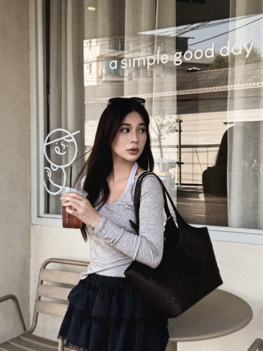Jenaya. tweet media