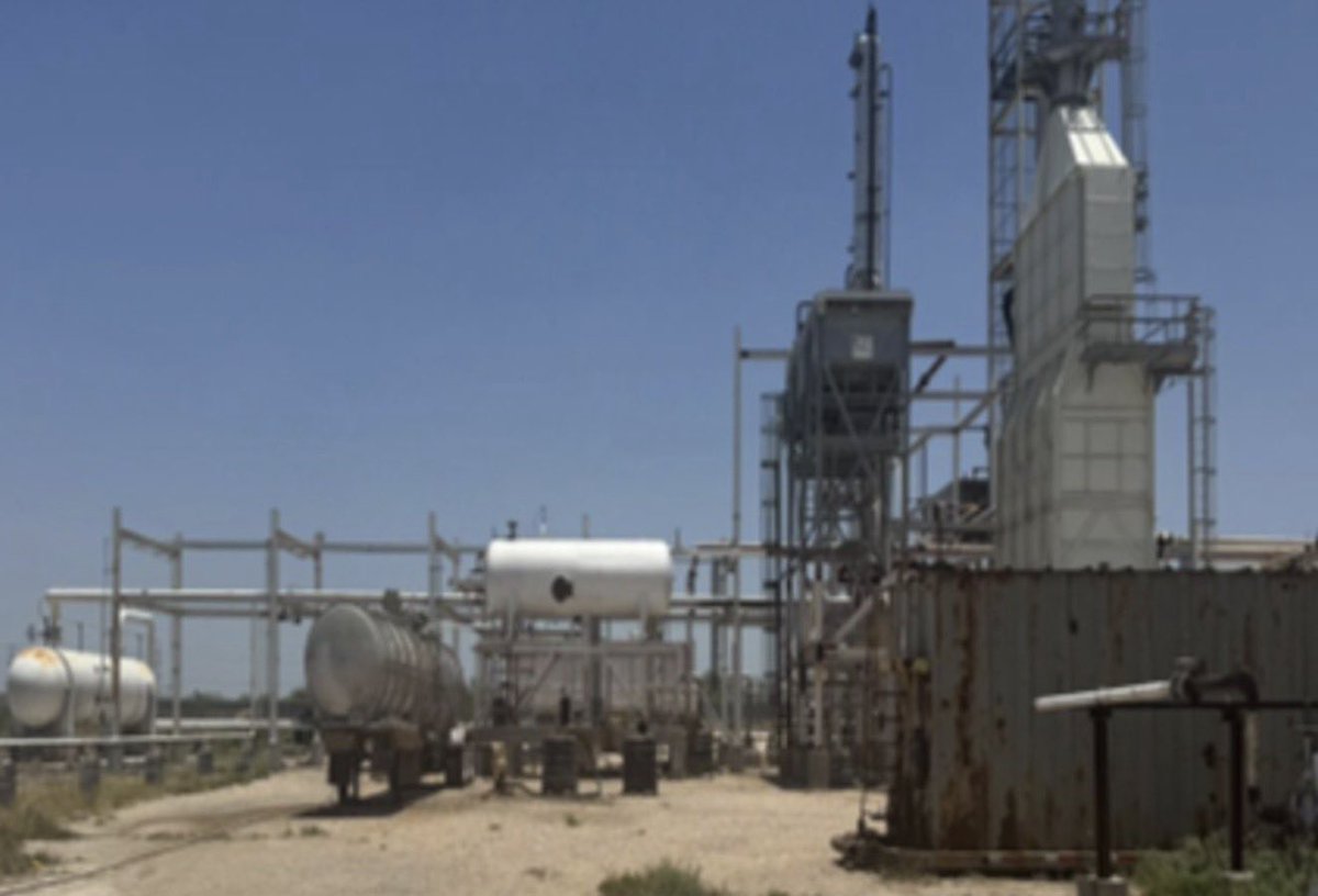 acastagne's tweet photo. Esta refinería en Reynosa, Tamaulipas resultó más eficiente, costó mucho menos y desde hace años empezó a generar utilidades.

En la refinería “Dos Bocas” que construyó la señora de Zacatecas Rocío Nahle @rocionahle se llevan gastados $24 mil millones de dólares, aún no produce, no generará utilidades y lo que sí ha generado son desastres naturales y muerte de personas, así estos nuevos “EMPRESARIOS POLÍTICOS” de la Secta MORENA y su 4T !!!